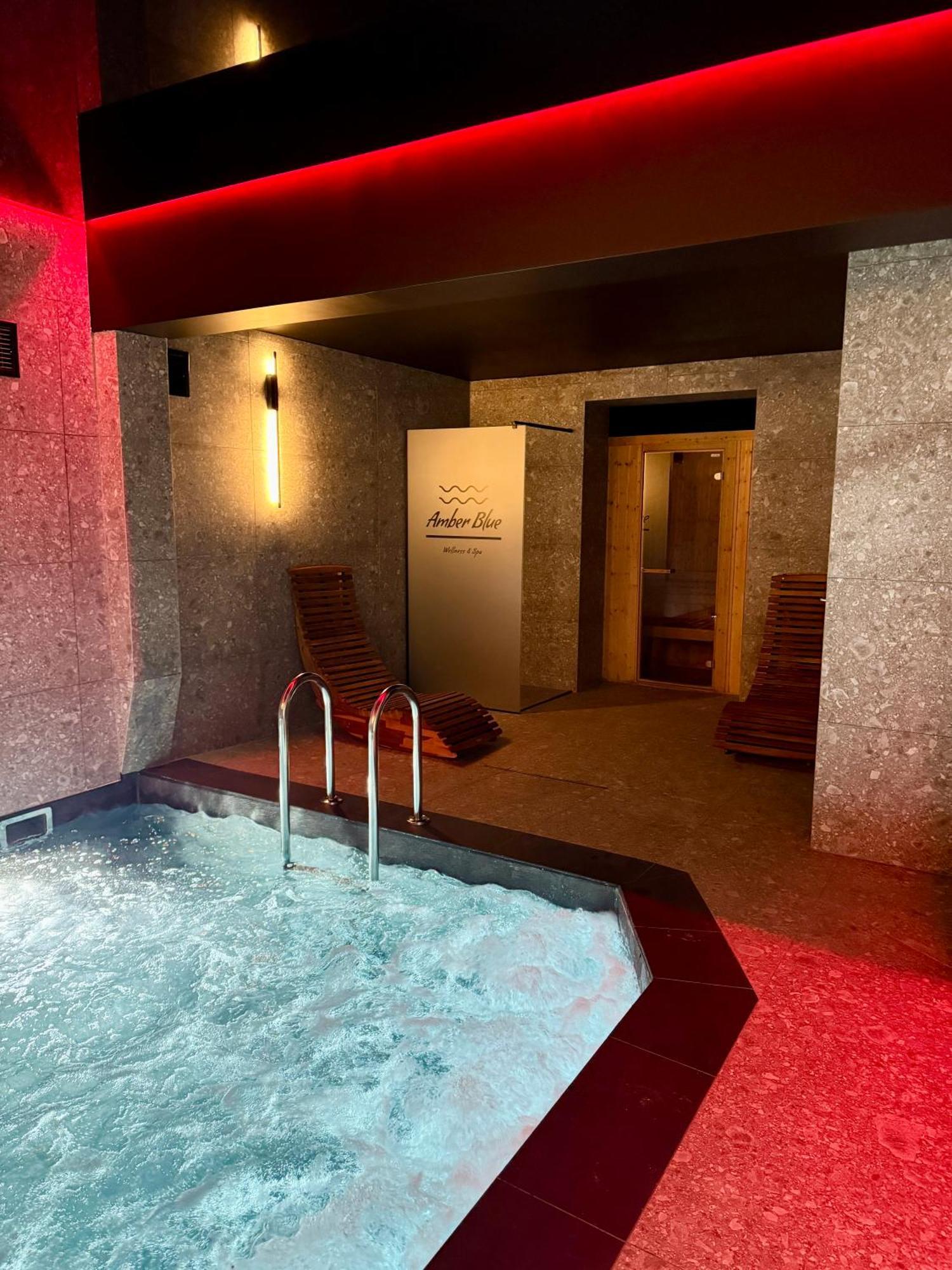 Amber Blue Wellness & Spa (Adults Only) Karwia Exterior photo